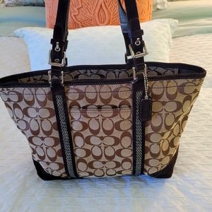 Coach Shoulder bag